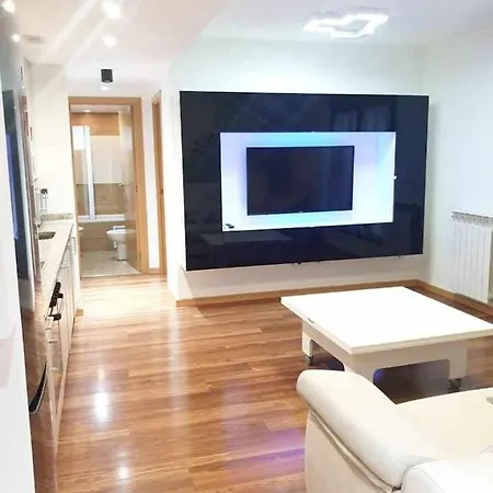 Centro Aparcamiento Gratuito Al Lado Del Pilar * Zaragoza